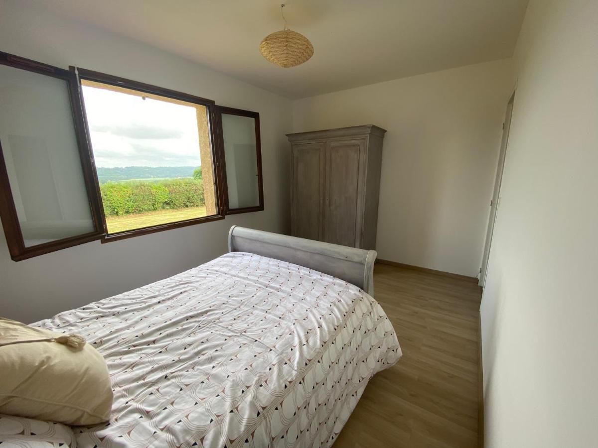 Maison En Campagne Avec Vue Sur Les Pyrenees Estampes Exterior photo