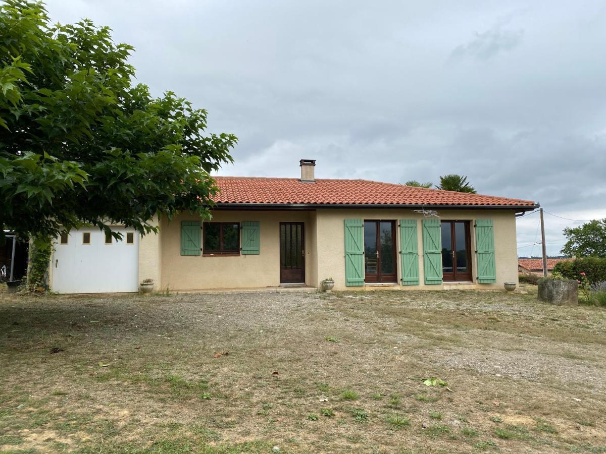 Maison En Campagne Avec Vue Sur Les Pyrenees Estampes Exterior photo